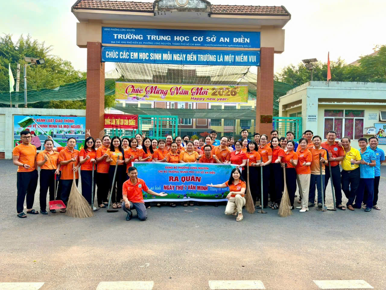 TRƯỜNG THCS AN ĐIỀN TỔ CHỨC “NGÀY THỨ 7 VĂN MINH” TRƯỚC THỀM KỶ NIỆM NGÀY 3/2